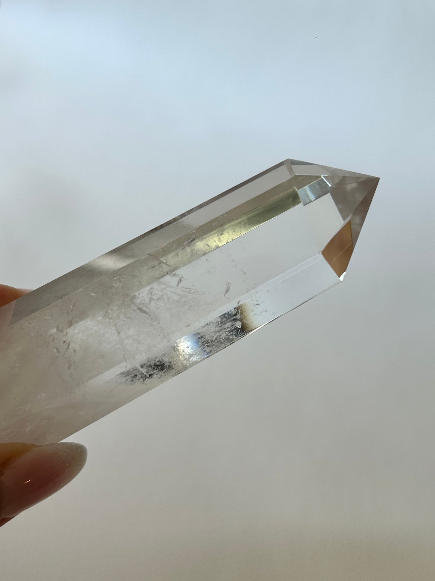 HQ Bergkristall Spitze mit Halterung - A