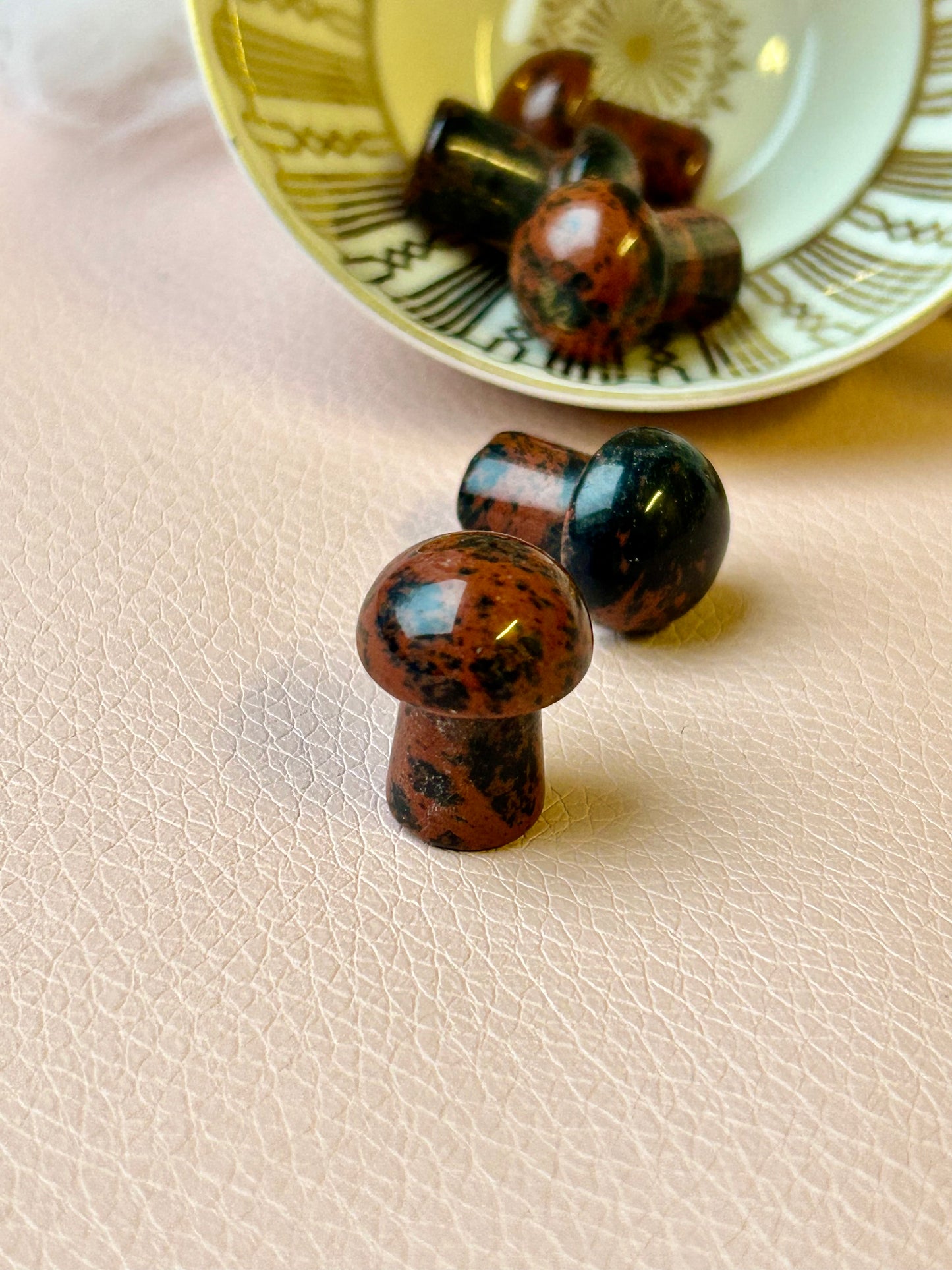 Mahagoni Obsidian Pilz