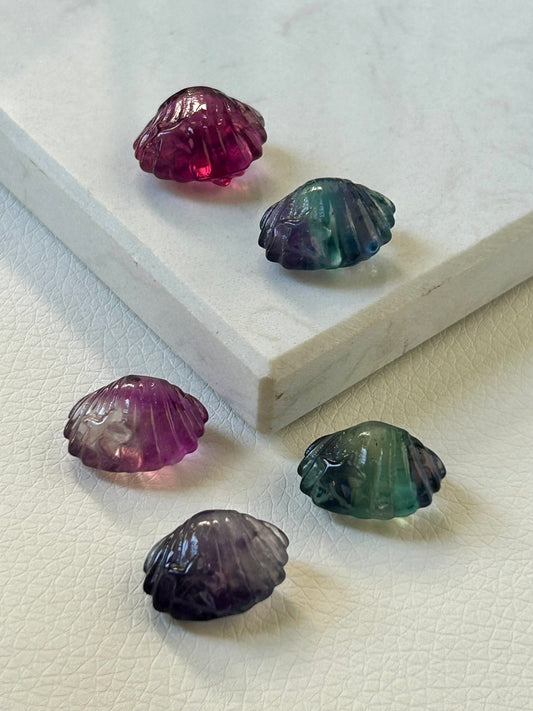 Muschel - Fluorit Mini Carving